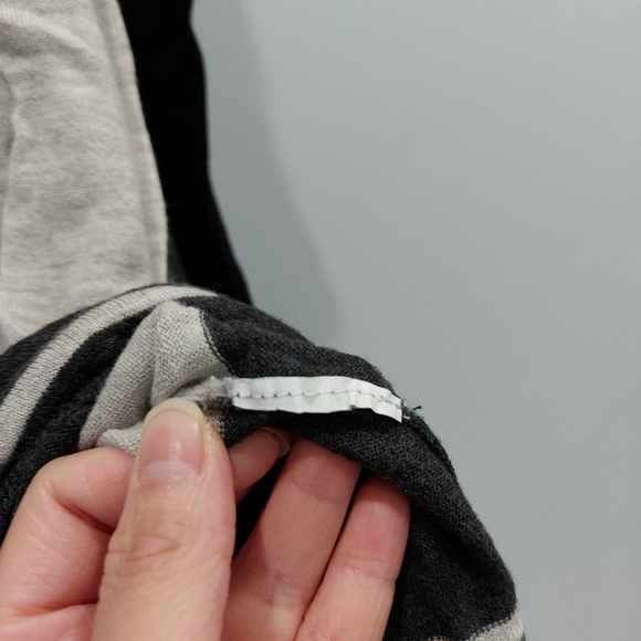 Vince Colourblock Striped Merino Wool Sweater - Picture 3 of 4